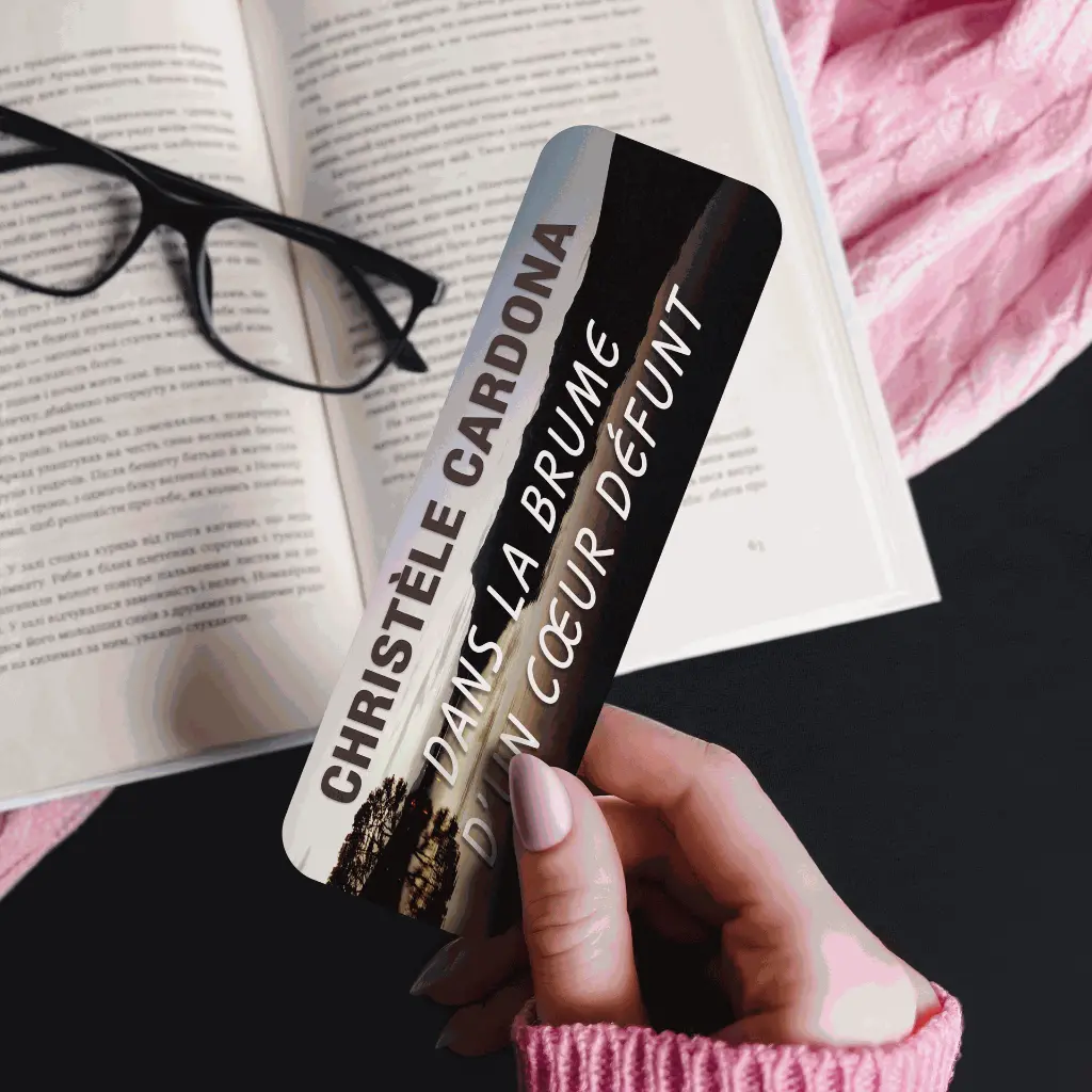 10003_bookmark_mockup_01.webp